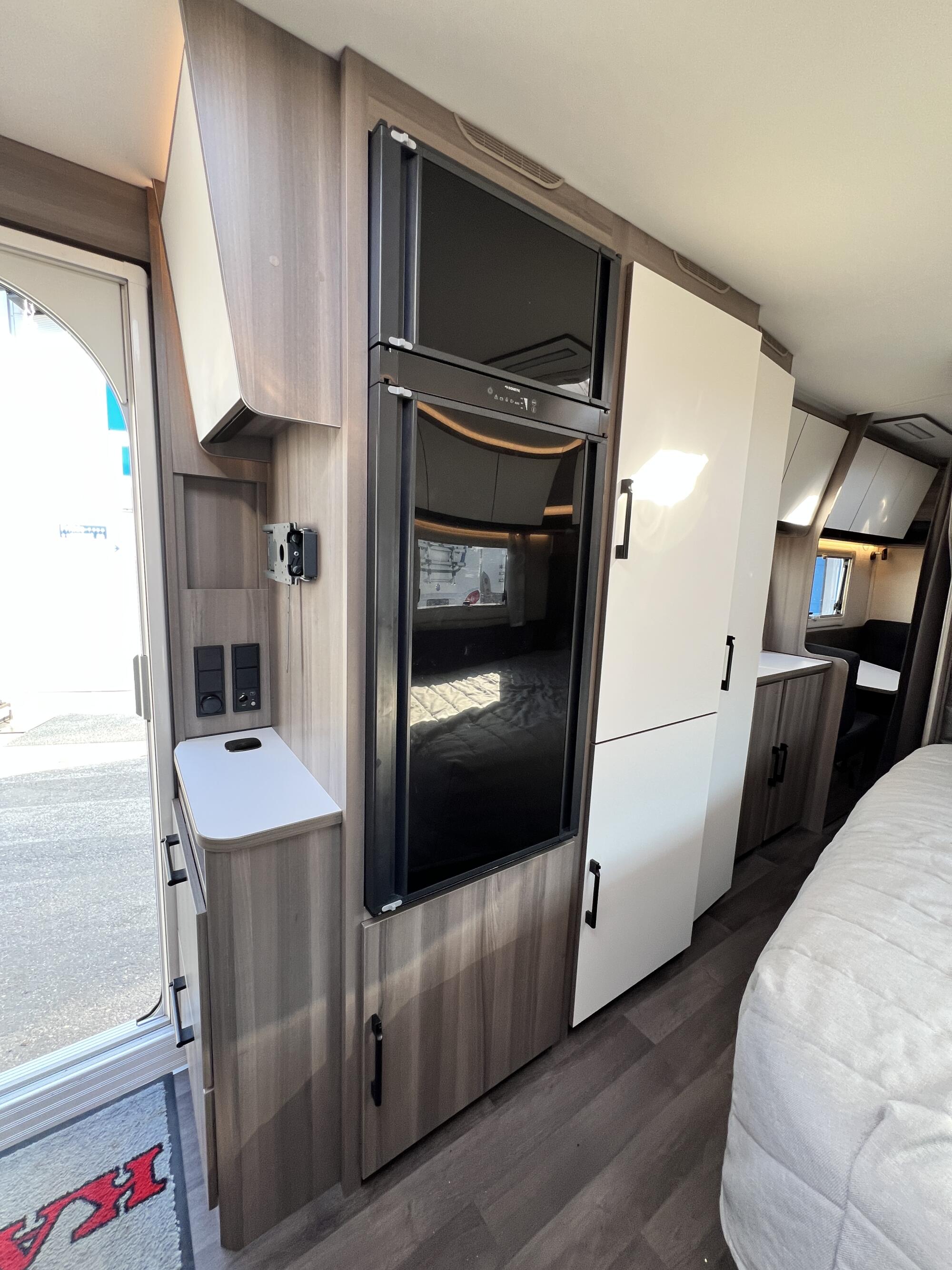 KABE Estate 660 DGDL KS#9 KABE Estate 660 DGDL KS#9