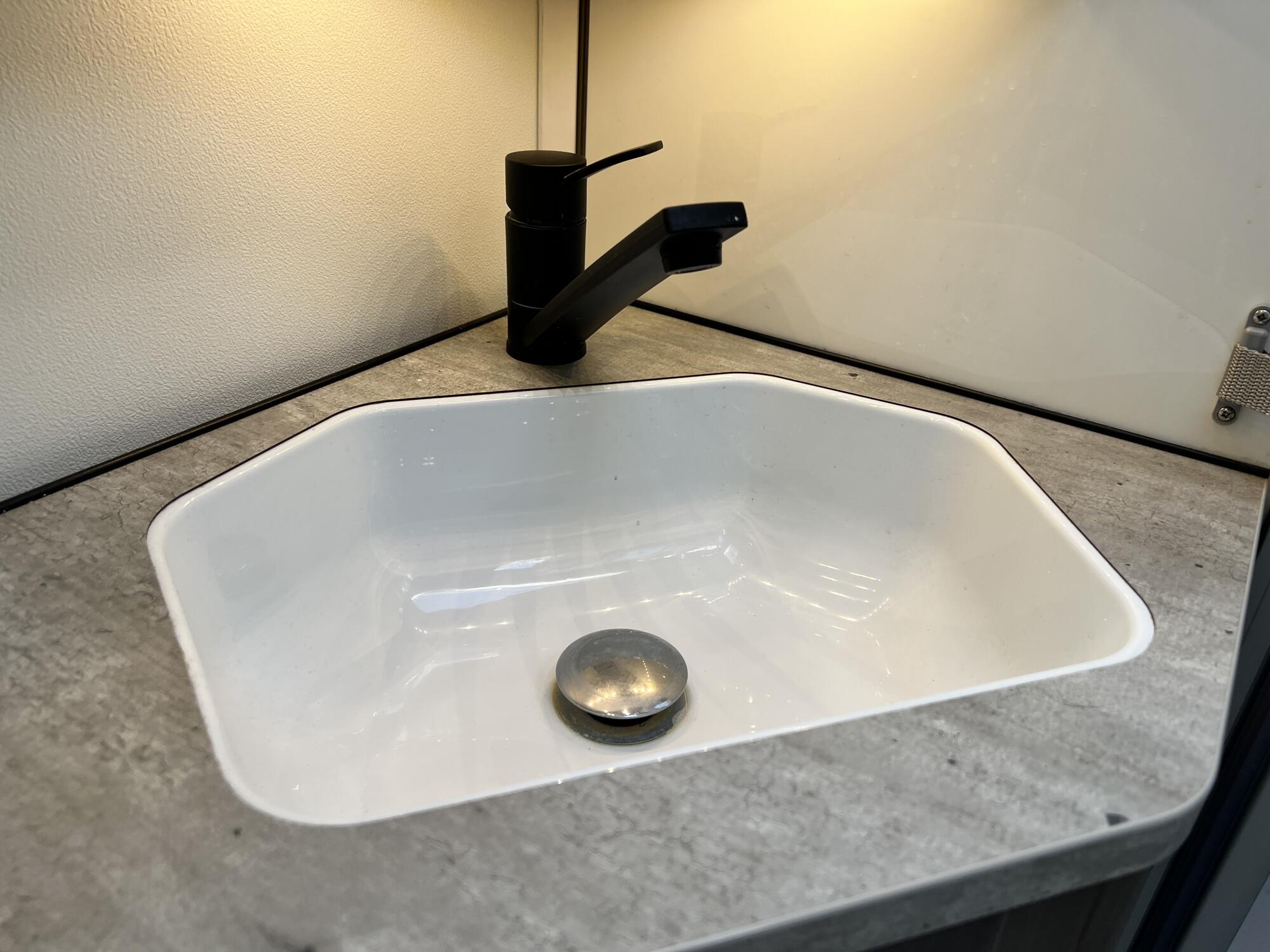 KABE Estate 660 DGDL KS#15