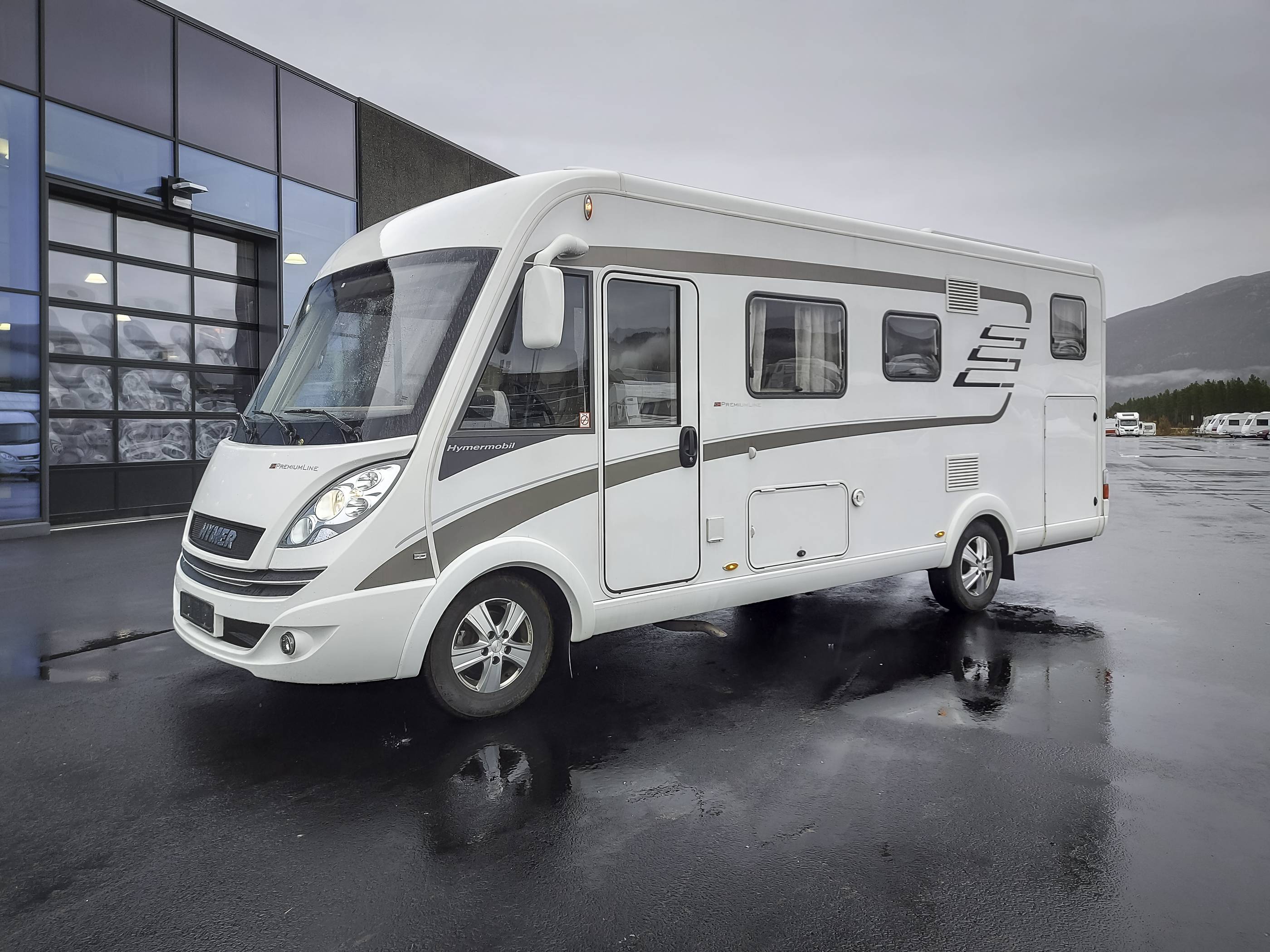 Hymer B 588 PL - Bobiler - Solid Import AS